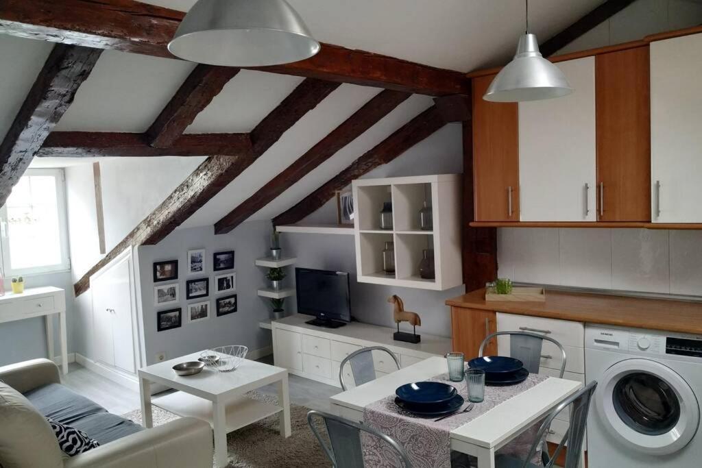 Buhardilla Con Vistas A La Catedral Apartment Burgos Ngoại thất bức ảnh